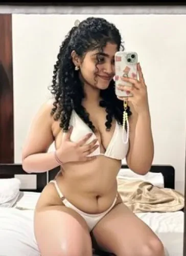 Navya 3