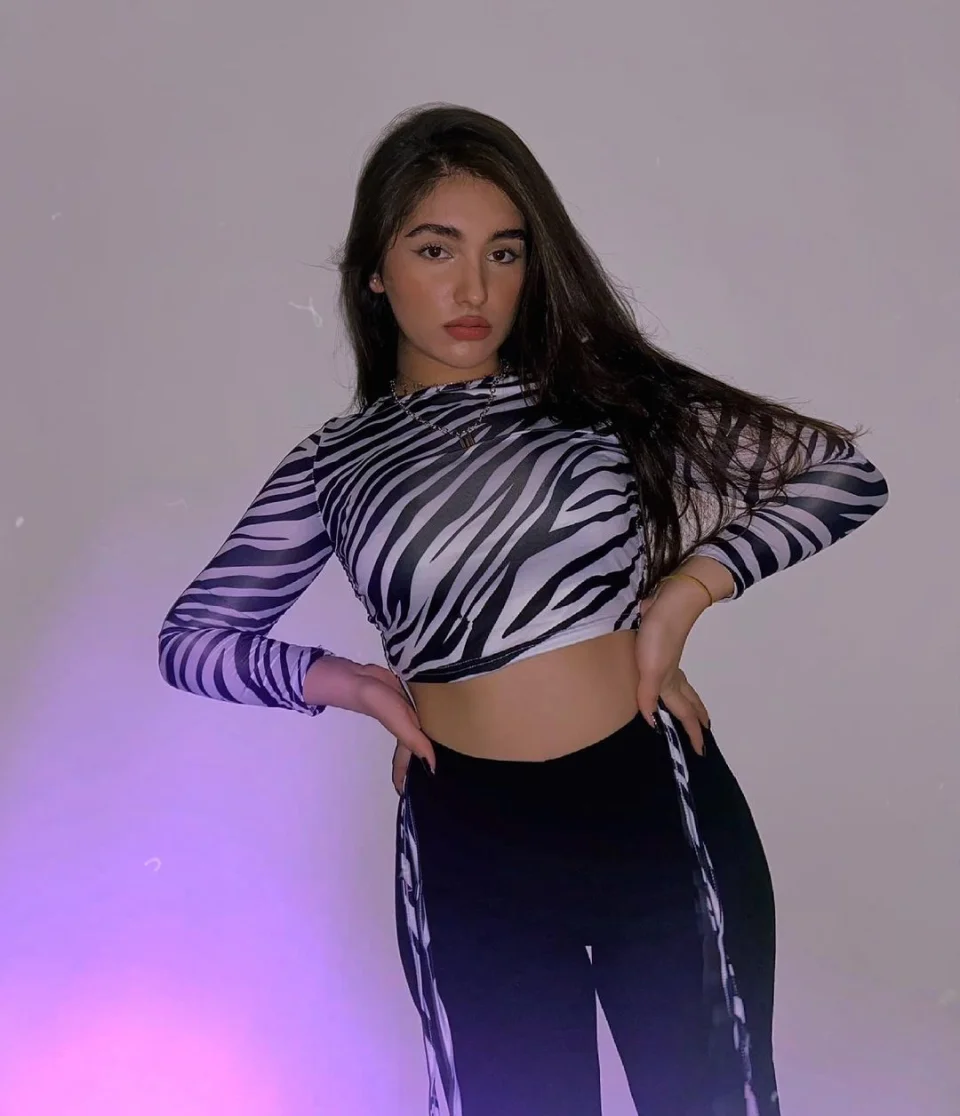 Nadia – Jaipur Escort Service