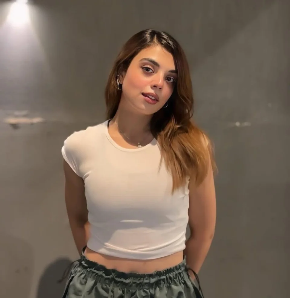 Priyanshi – Escort Girl in Jaipur